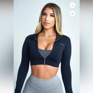 Pcheebum black cropped sports jacket